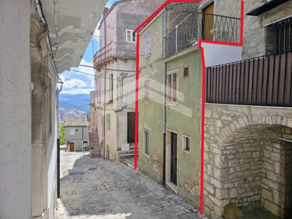 casa indipendente in vendita ad Acquaviva Collecroce
