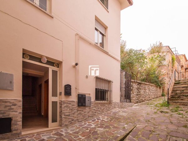 casa indipendente in vendita a Baranello