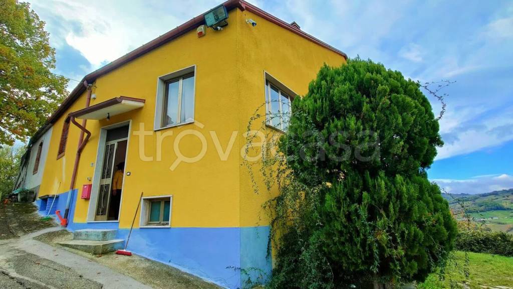 casa indipendente in vendita a Baranello