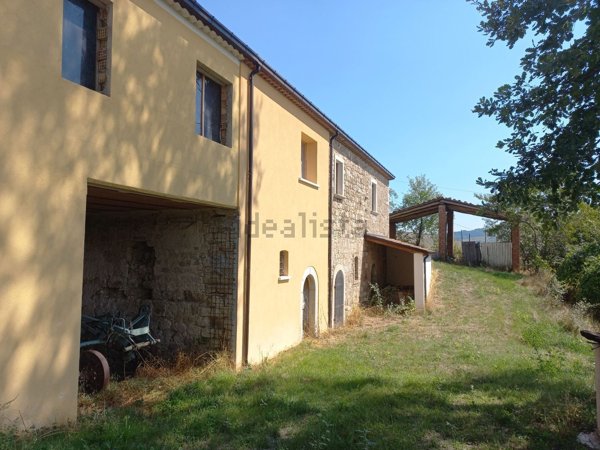 casa indipendente in vendita a Baranello