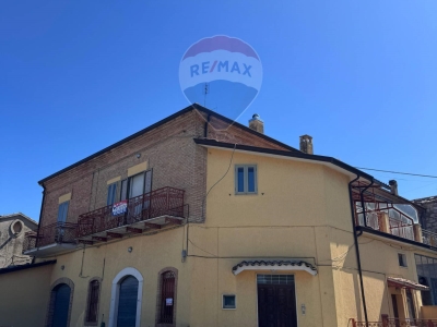 casa semindipendente in vendita a Baranello