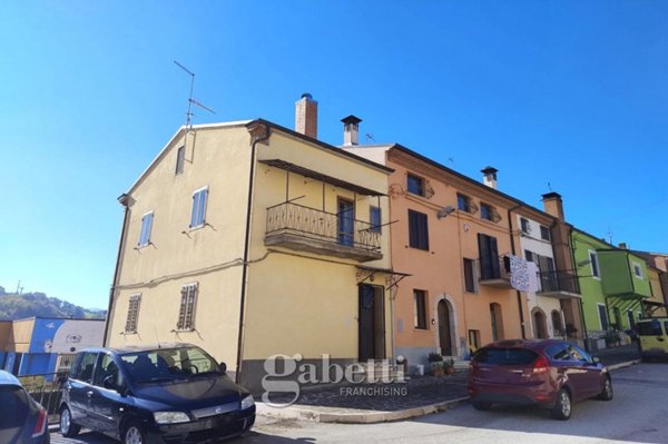 casa indipendente in vendita a Baranello