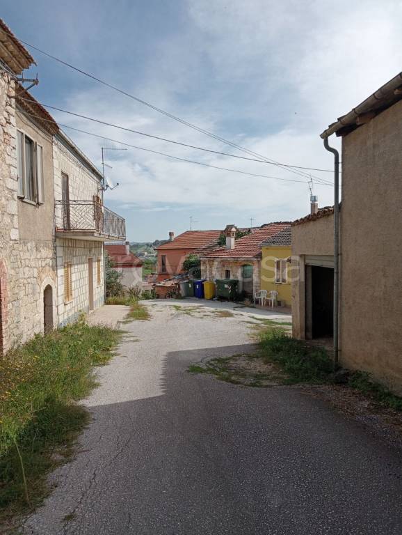 casa indipendente in vendita a Baranello
