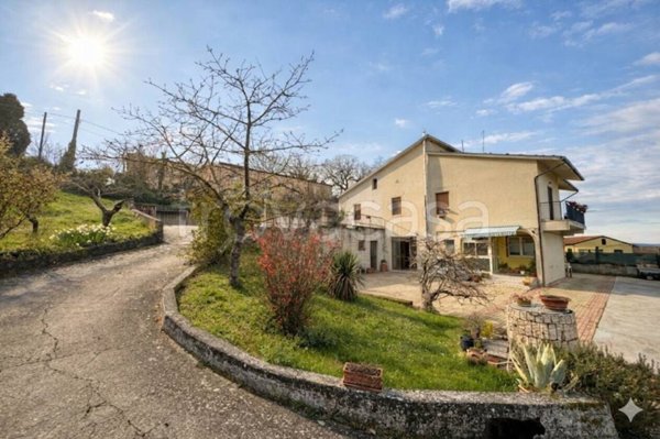 casa indipendente in vendita a Baranello