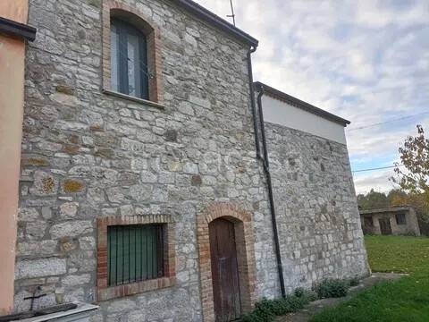 casa indipendente in vendita a Baranello