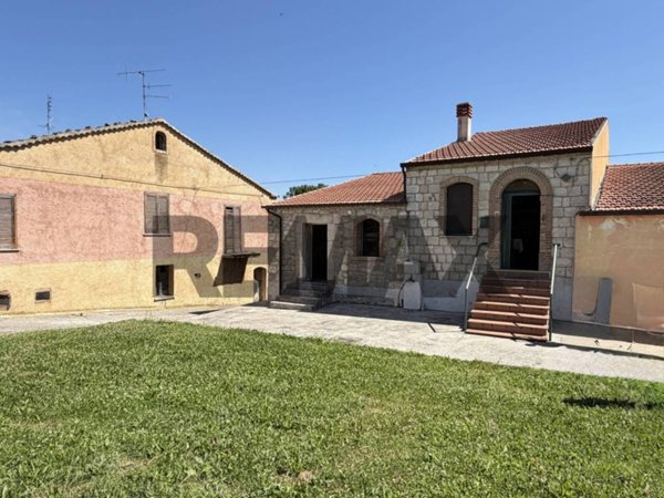 casa indipendente in vendita a Baranello