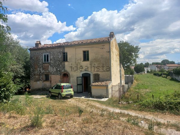 casa indipendente in vendita a Bojano