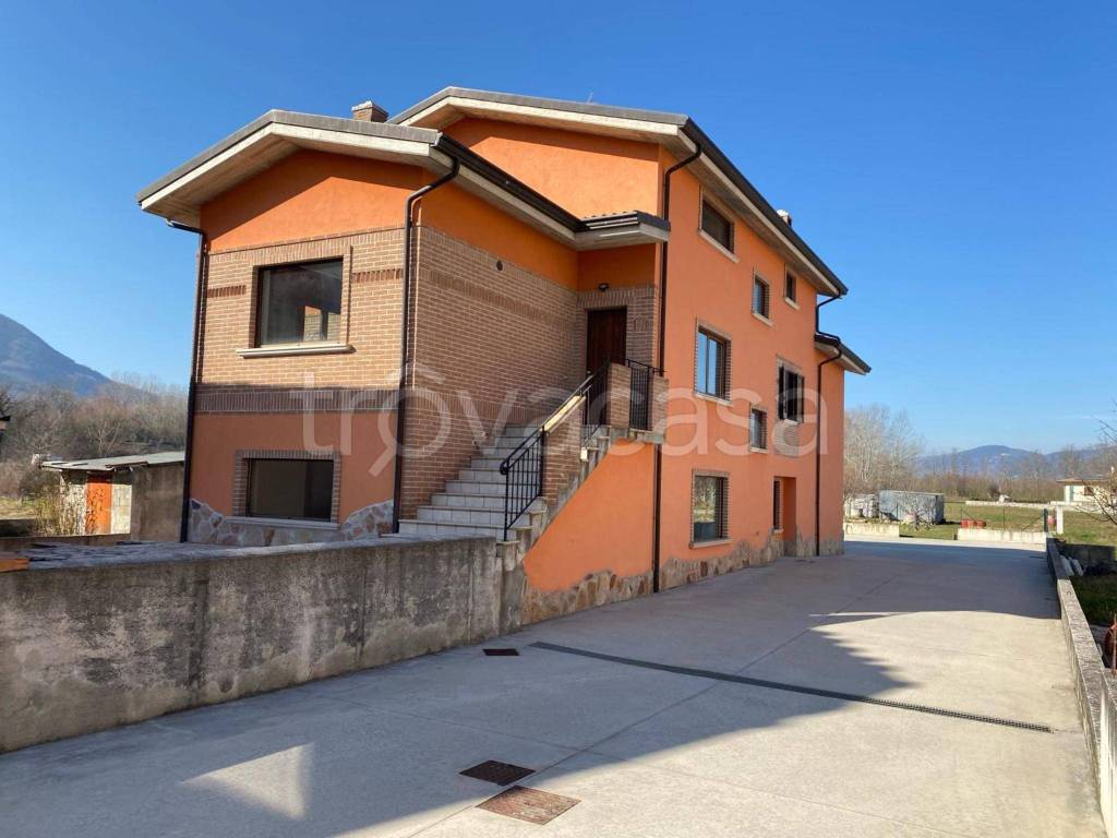 casa indipendente in vendita a Bojano