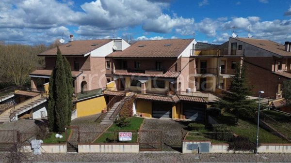 casa indipendente in vendita a Bojano
