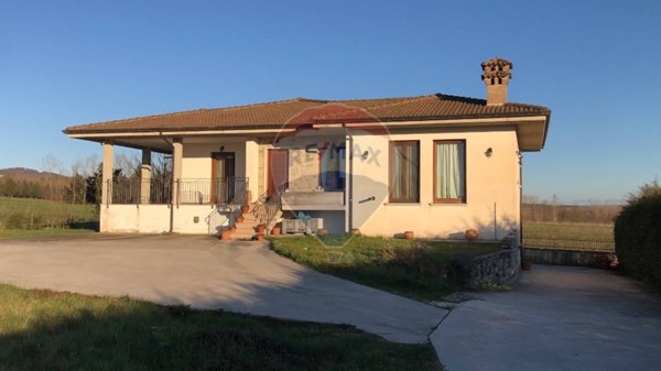 casa indipendente in vendita a Bojano in zona Monteverde