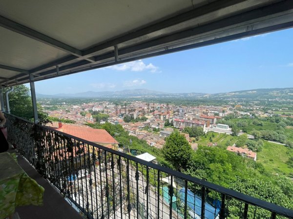 casa indipendente in vendita a Bojano