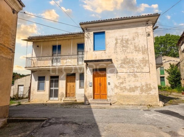 casa indipendente in vendita a Bojano in zona Monteverde