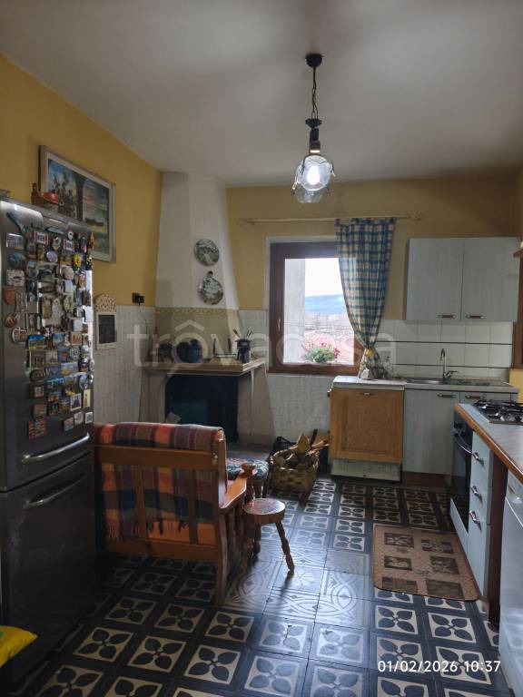 casa indipendente in vendita a Bojano in zona Santa Maria dei Rivoli