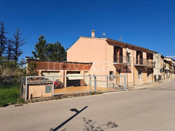 casa indipendente in vendita a Bojano in zona Santa Maria dei Rivoli