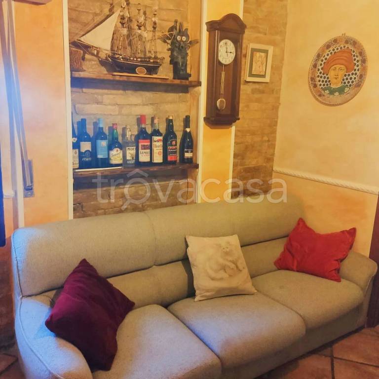 casa indipendente in vendita a Busso