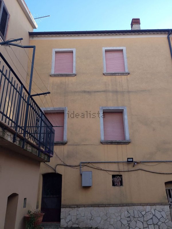 casa indipendente in vendita a Busso