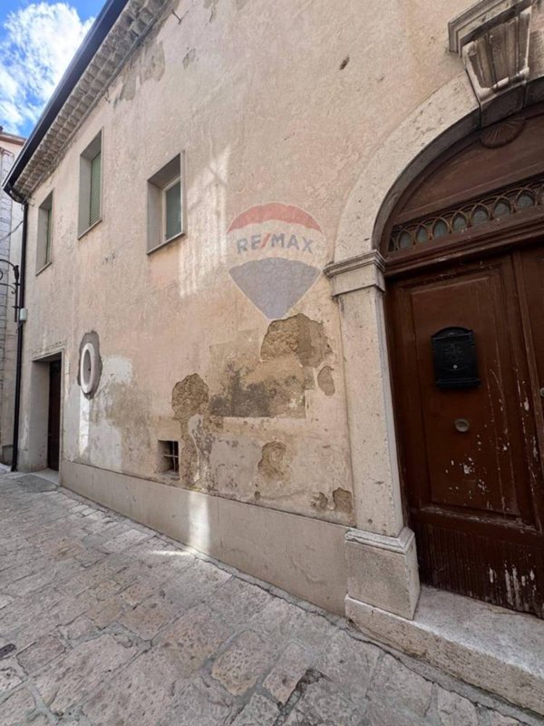 casa indipendente in vendita a Busso