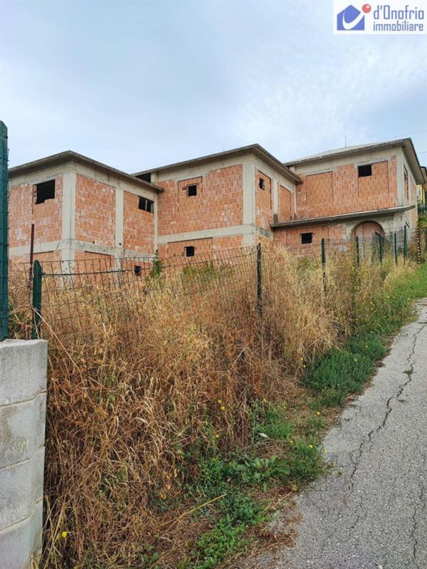 casa indipendente in vendita a Busso