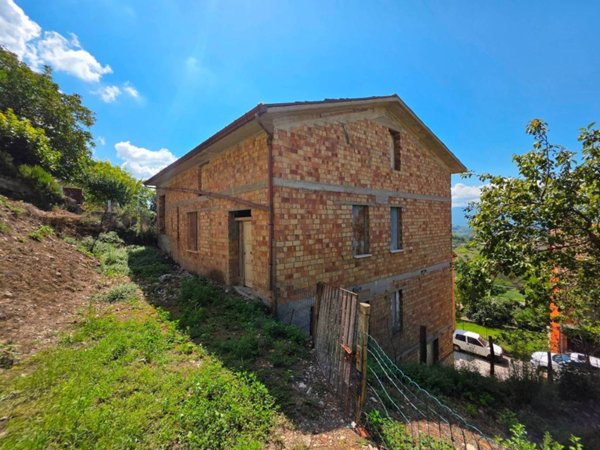 appartamento in vendita a Busso