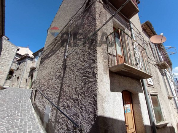 casa indipendente in vendita a Busso