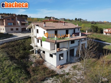 casa indipendente in vendita a Campobasso in zona Coste di Oratino