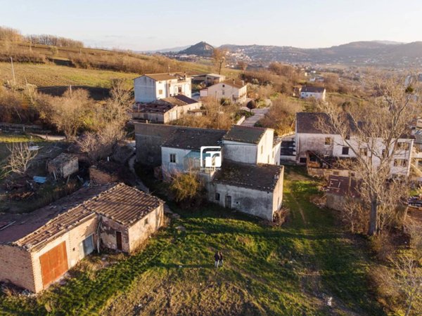 casa indipendente in vendita a Campobasso
