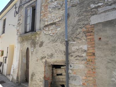 casa indipendente in vendita a Campobasso in zona Centro Città