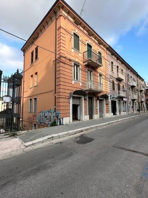 locale commerciale in vendita a Campobasso
