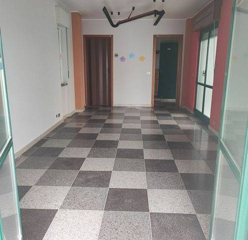ufficio in vendita a Campobasso in zona Vazzieri