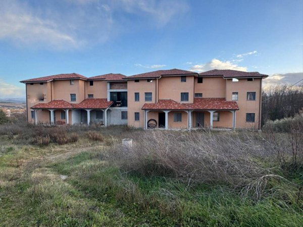 casa indipendente in vendita a Campobasso in zona Centro Città