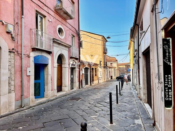 locale commerciale in vendita a Campobasso