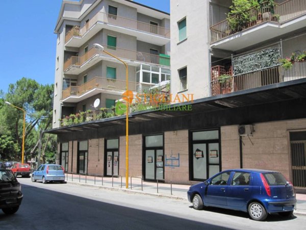 negozio in vendita a Campobasso in zona Centro Città