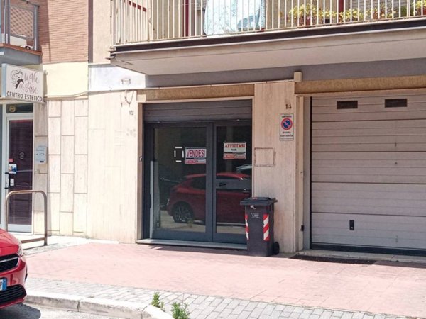 negozio in vendita a Campobasso
