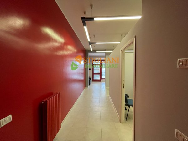 locale commerciale in vendita a Campobasso in zona Centro Città
