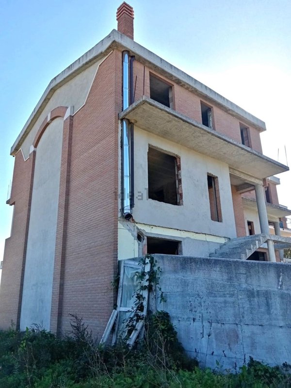 appartamento in vendita a Campobasso in zona Colle dell'Orso