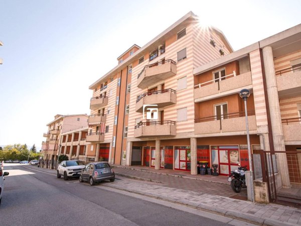 casa indipendente in vendita a Campobasso in zona Centro Città