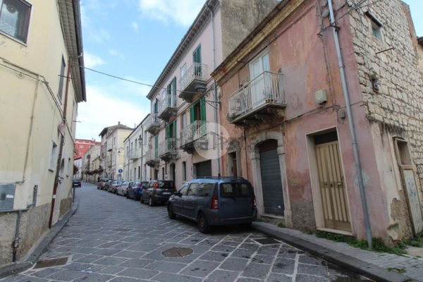 appartamento in vendita a Campobasso in zona Centro Città