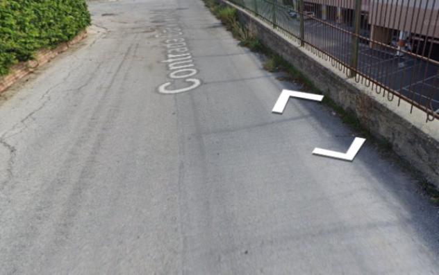 locale commerciale in vendita a Campobasso in zona Colle delle Api