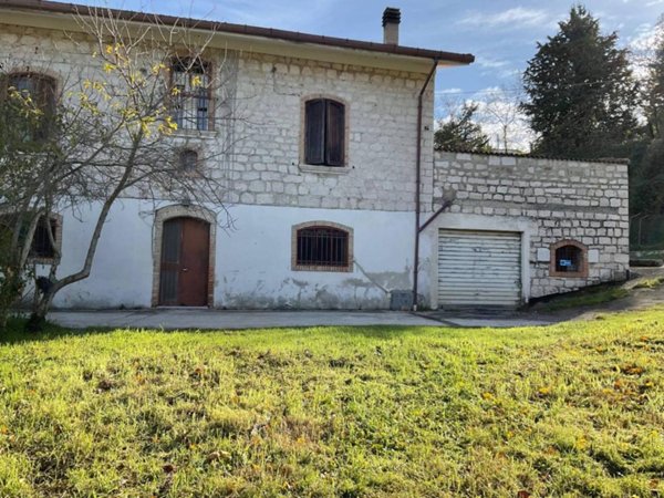 villa in vendita a Campobasso in zona Centro Città