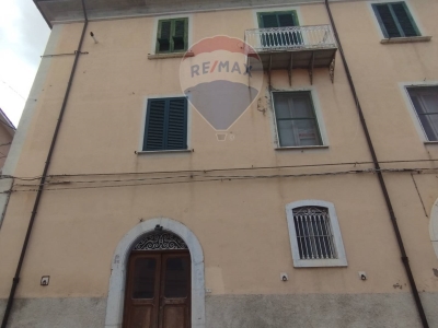 negozio in vendita a Campobasso in zona Centro Città