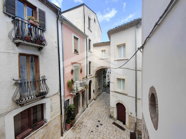 intera palazzina in vendita a Campobasso in zona Centro Città