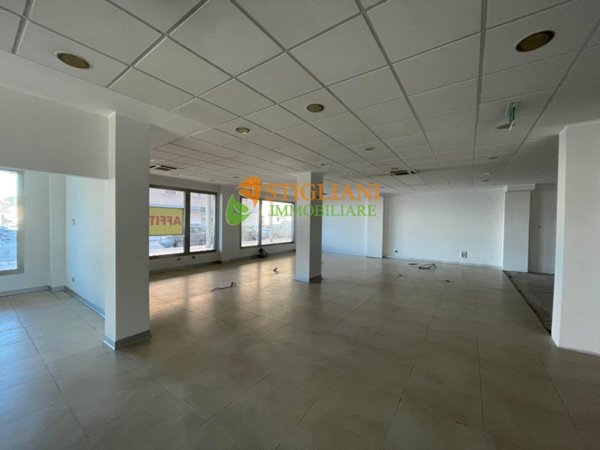 locale commerciale in vendita a Campobasso