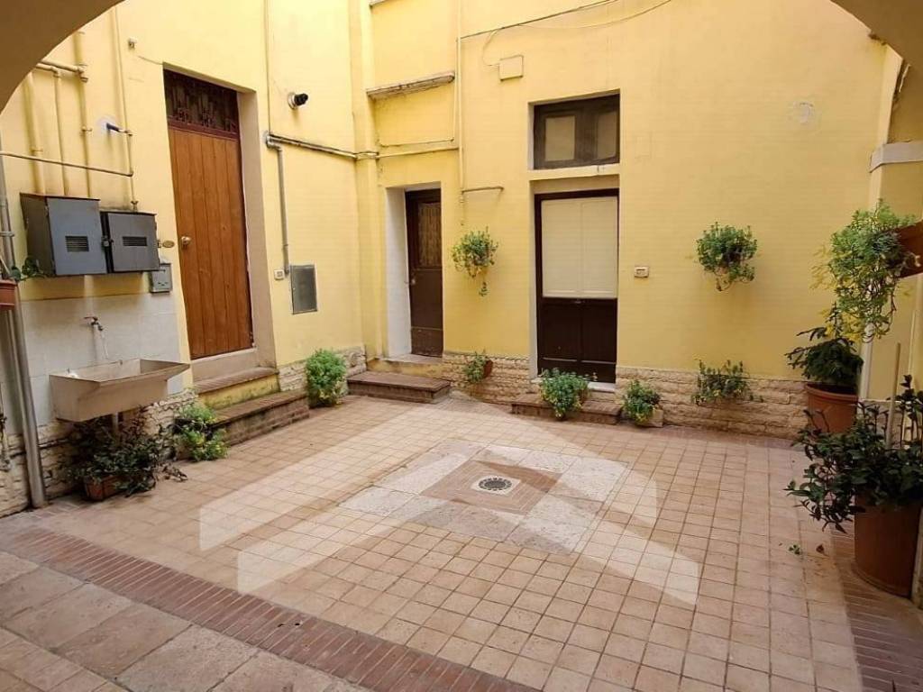appartamento in vendita a Campobasso in zona Centro Città