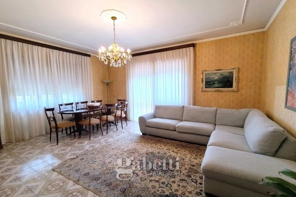 casa indipendente in vendita a Campobasso in zona Vazzieri
