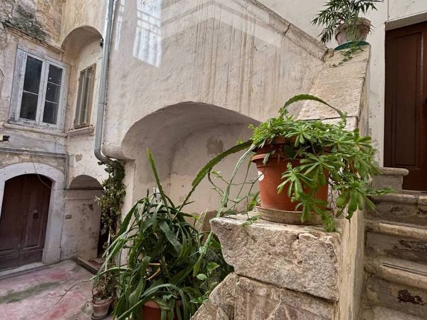 appartamento in vendita a Campobasso in zona Centro Città