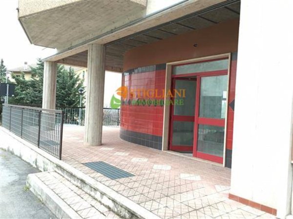locale commerciale in vendita a Campobasso in zona Colle dell'Orso