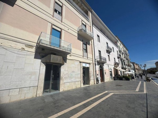negozio in vendita a Campobasso in zona Centro Città