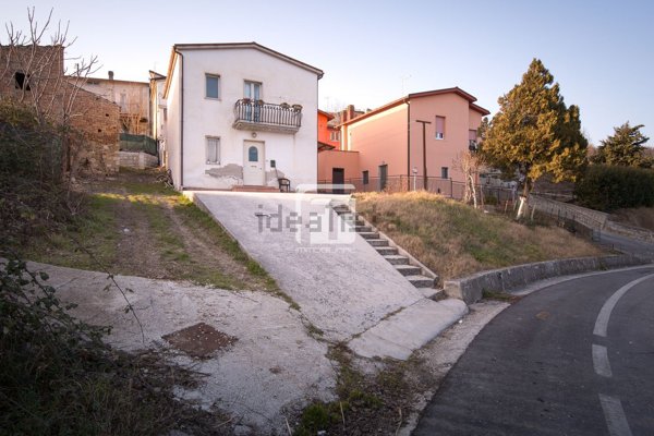 appartamento in vendita a Campobasso in zona Tappino