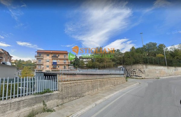 locale di sgombero in vendita a Campobasso in zona Colle delle Api