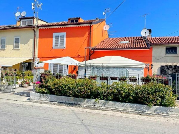 casa semindipendente in vendita a Campobasso